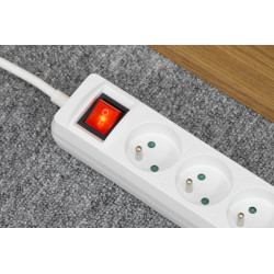 Rebel Przedłużacz Sieciowy Rebel  3 Gniazda + 2  Gniazda Usb Z Wyłącznikiem - 1.5M [[