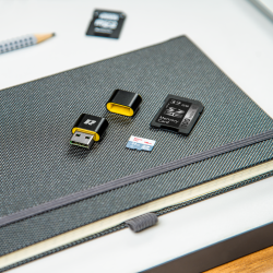 Rebel Czytnik Kart Microsd R60 Rebel Mini [[