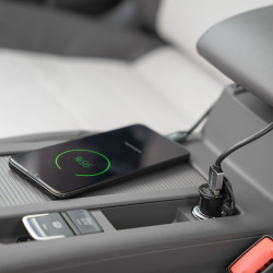 Krüger&Matz Ładowarka Samochodowa Kruger&Matz Dual Usb 3100 Ma Z Funkcją Quick Charge 3.0 I Power Delivery [[