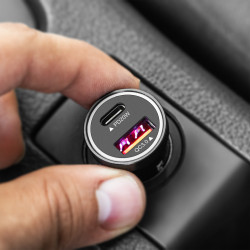 Krüger&Matz Ładowarka Samochodowa 38W Kruger&Matz Z Funkcjami Power Dedlivery Oraz Quick Charge [[