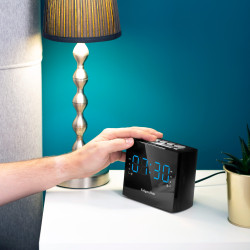 Krüger&Matz Radiobudzik Kruger&Matz Model Km0821 [[