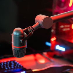 Krüger&Matz Mikrofon Gamingowy / Vlogerowy Na Usb  Kruger&Matz Warrior Gv-200 [[