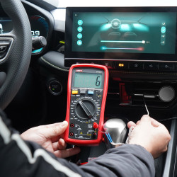 Uni-T Miernik Uniwersalny Uni-T Ut105+ [[