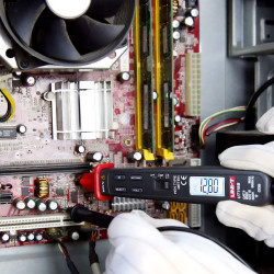 Uni-T Miernik Uniwersalny (Tester) Ut118B [[